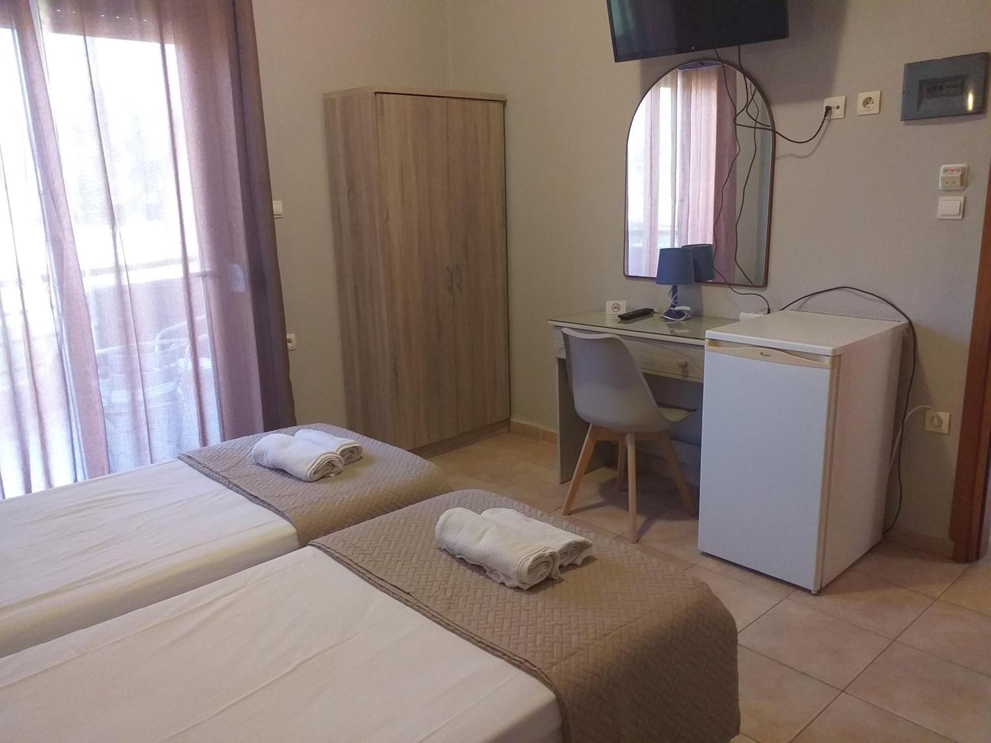 Hotel Isidora Loutros Exterior photo